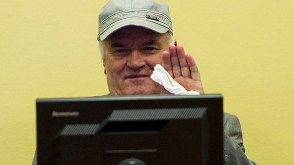 Mladic, expulsado del Tribunal Penal Internacional