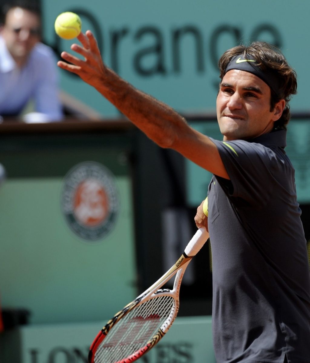 Federer ya está en octavos de Roland Garros
