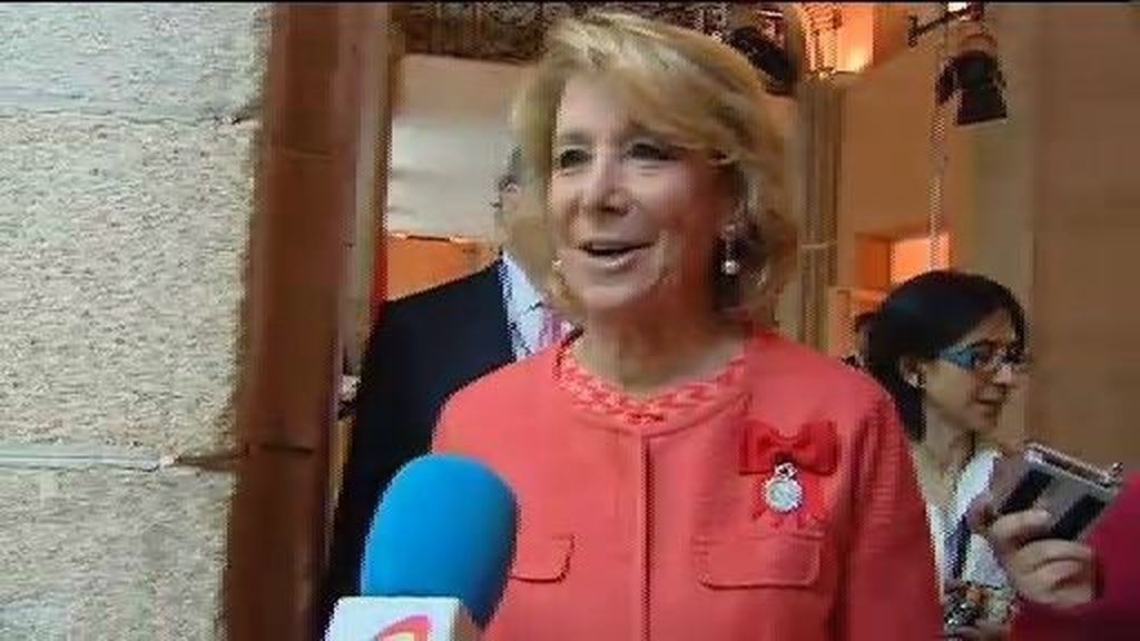 Esperanza Aguirre con medalla y polémica