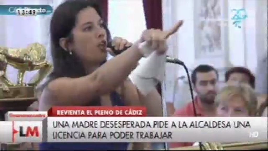 A la alcaldesa de Cádiz: “Trabajas para el pueblo y no te has enterado”