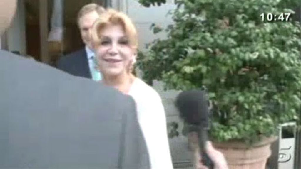 Tita Cervera se va de Museos