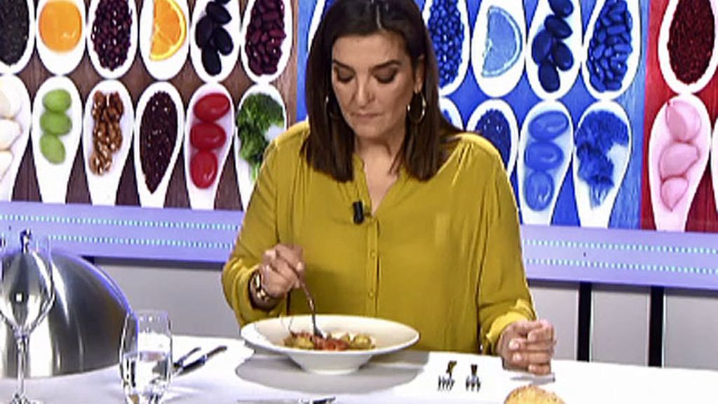 María Jiménez Latorre, sobre las patatas con chipirón: "La salasa está pasada de aceite"