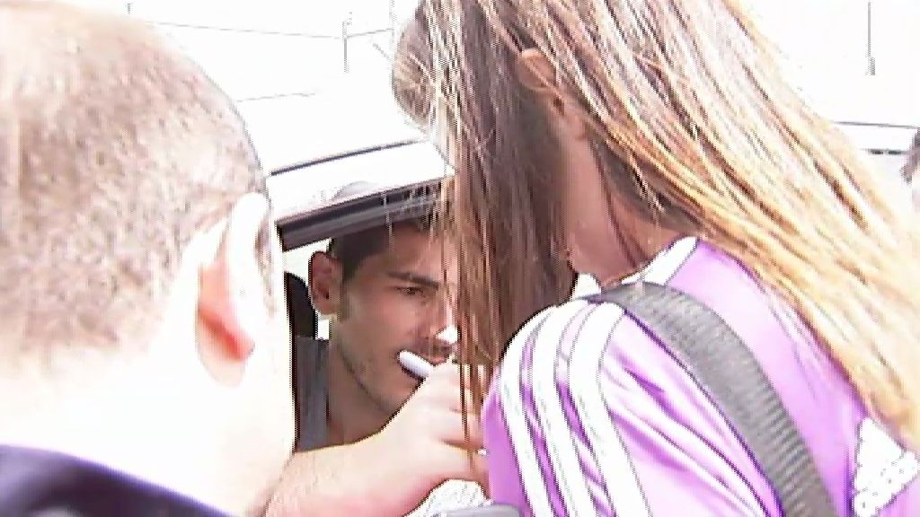 Los aficionados a Iker Casillas: "No te vayas y menos al Barcelona 'porfa'"