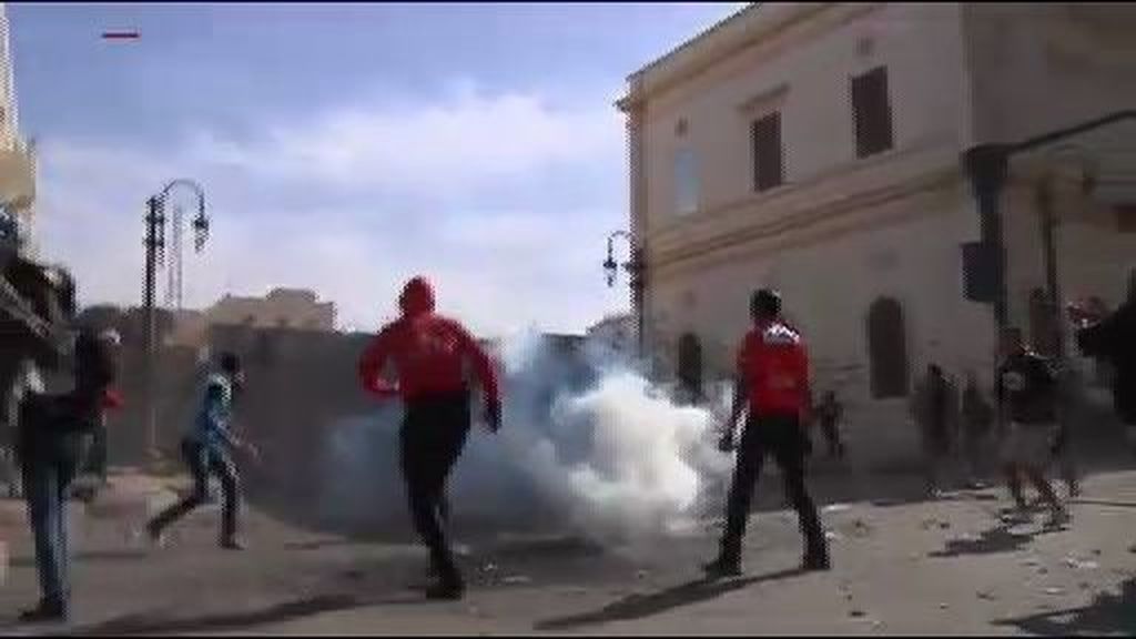 Enfrentamientos durante las protestas contra el Gobierno en El Cairo, Alejandría y Suez