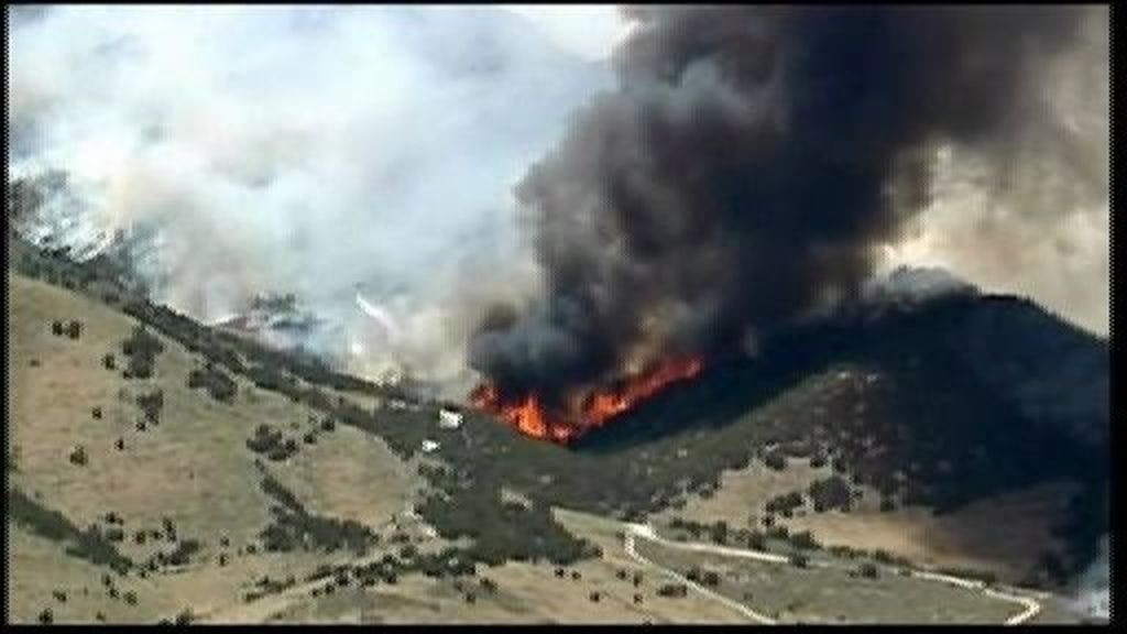El fuego arrasa miles de hectáreas en Colorado
