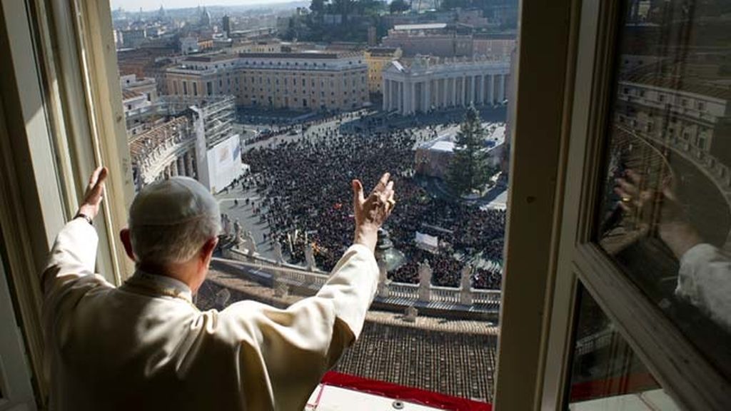 Primeras reacciones ciudadanas a la renuncia del Papa
