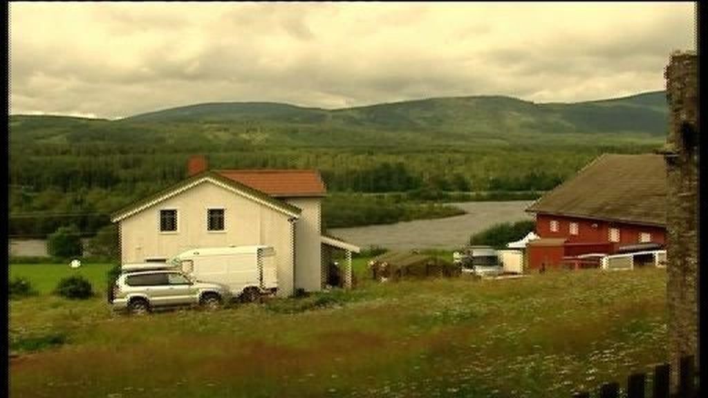 El asesino de Noruega preparó la matanza en una granja aislada