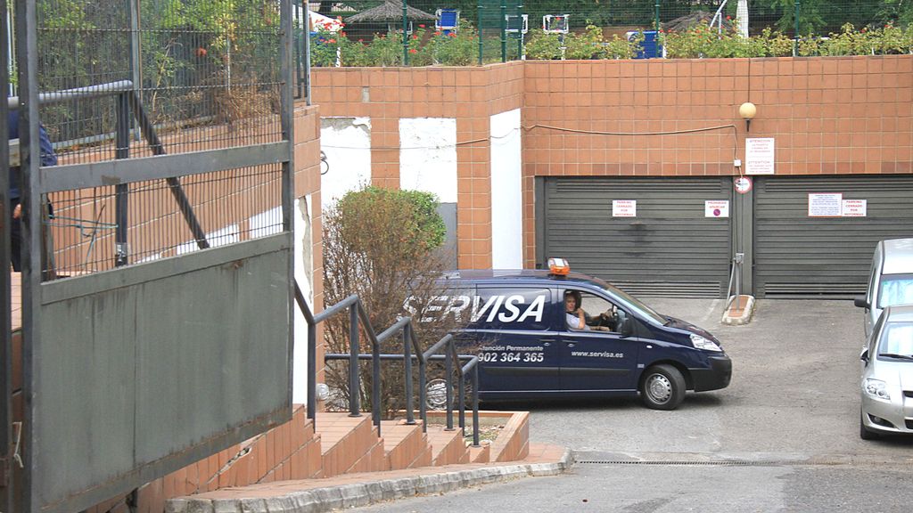 Levantamiento del cadáver de María de Villota