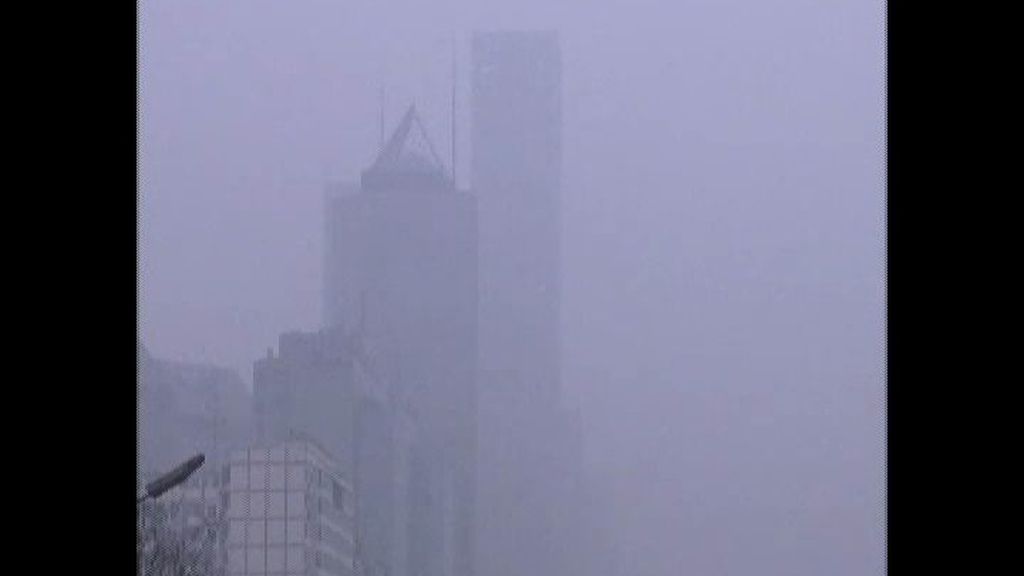 La polución de Pekín obliga al Gobierno a pedir que la población no salga de casa