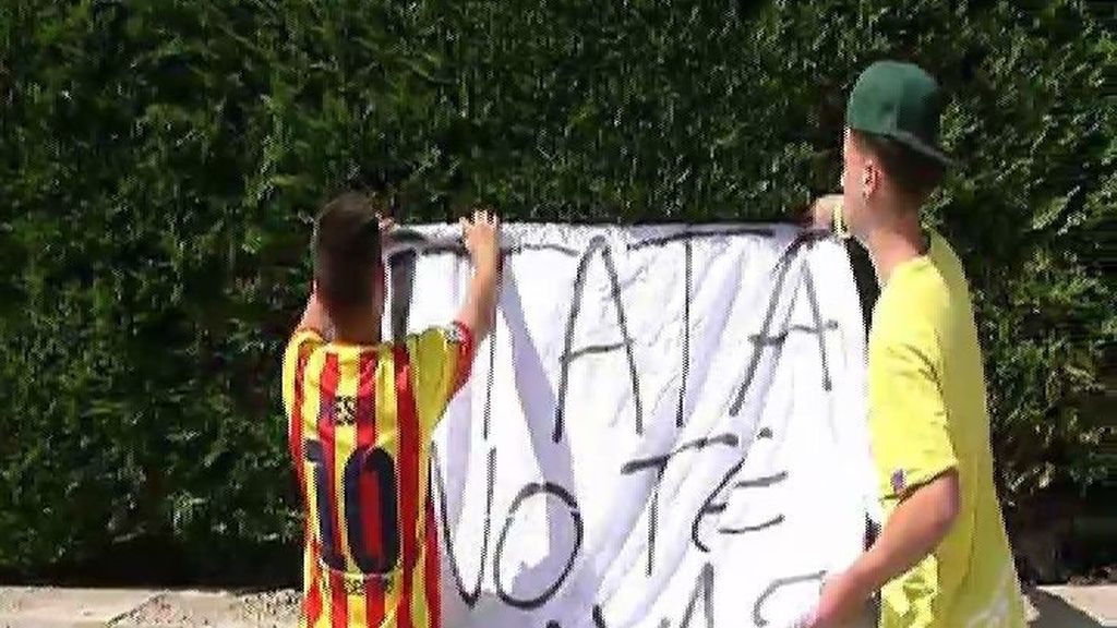 Aficionados del Barça le piden al Tata que se quede
