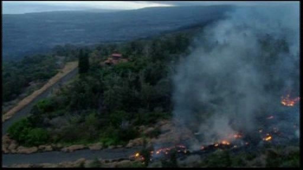 La lava obliga a evacuar a cientos de personas en la isla de Hawái