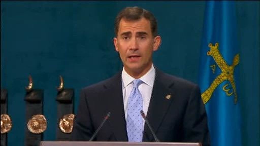 El Príncipe de Asturias homenaje a la víctimas y pide "cariño y respeto" hacia su dolor