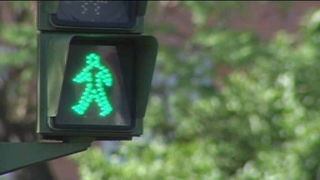Los semáforos para peatones solo aptos para velocistas