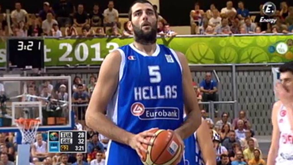 Bourousis desarma a Turquía