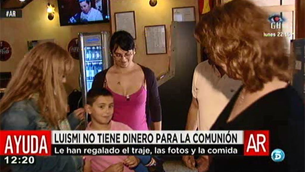 Mar ha regalado a Luismi y su familia el convite de la comunión