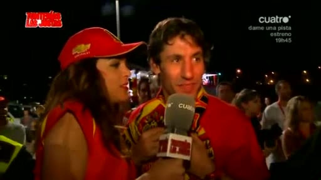 Capdevila no besa a Romina