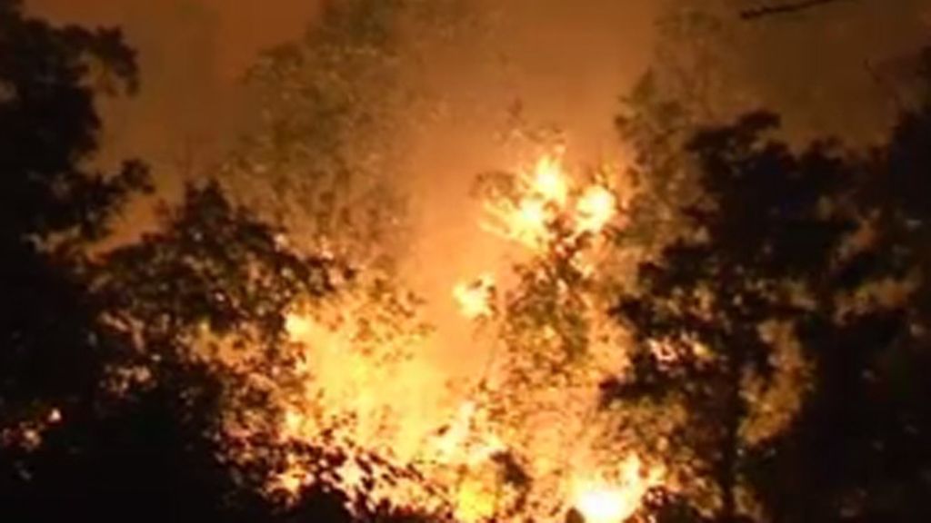 Un incendio en Portugal cruza la frontera y amenaza varias localidades de Zamora