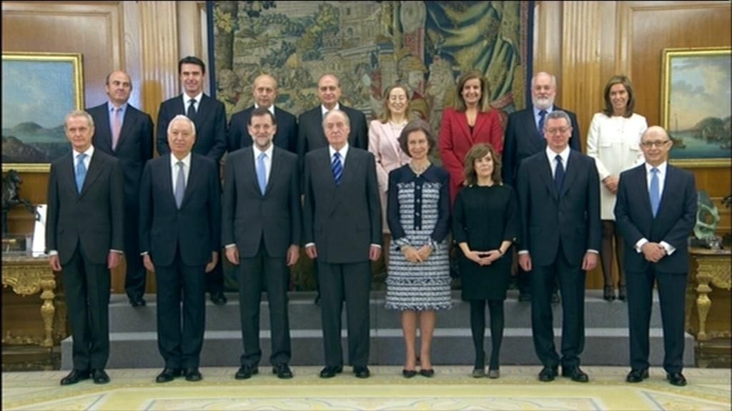 Los ministros de Rajoy juran su cargo