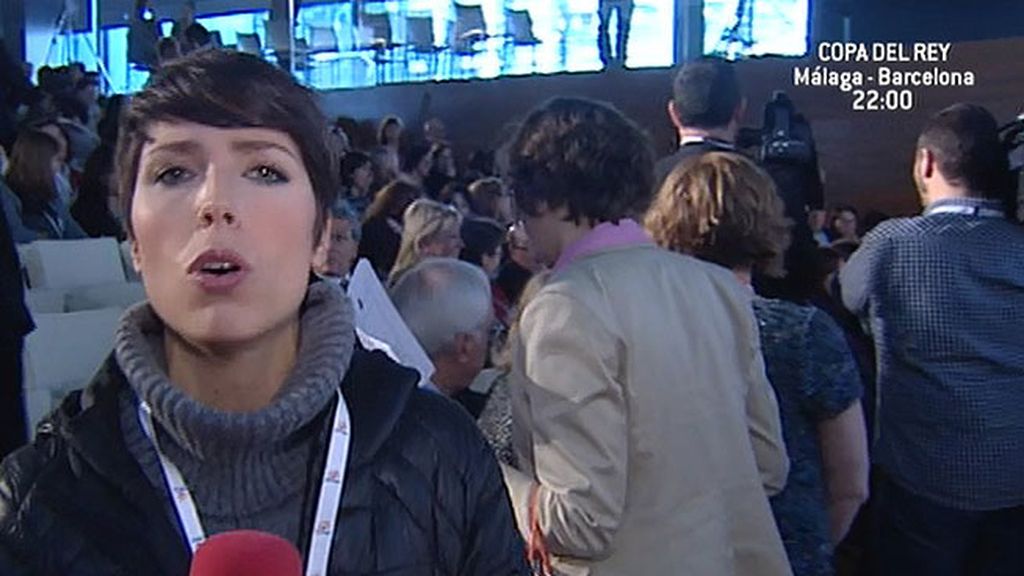 La reportera de AR, Marta Nebot, encerrada para que no pregunte a la Ministra de Trabajo