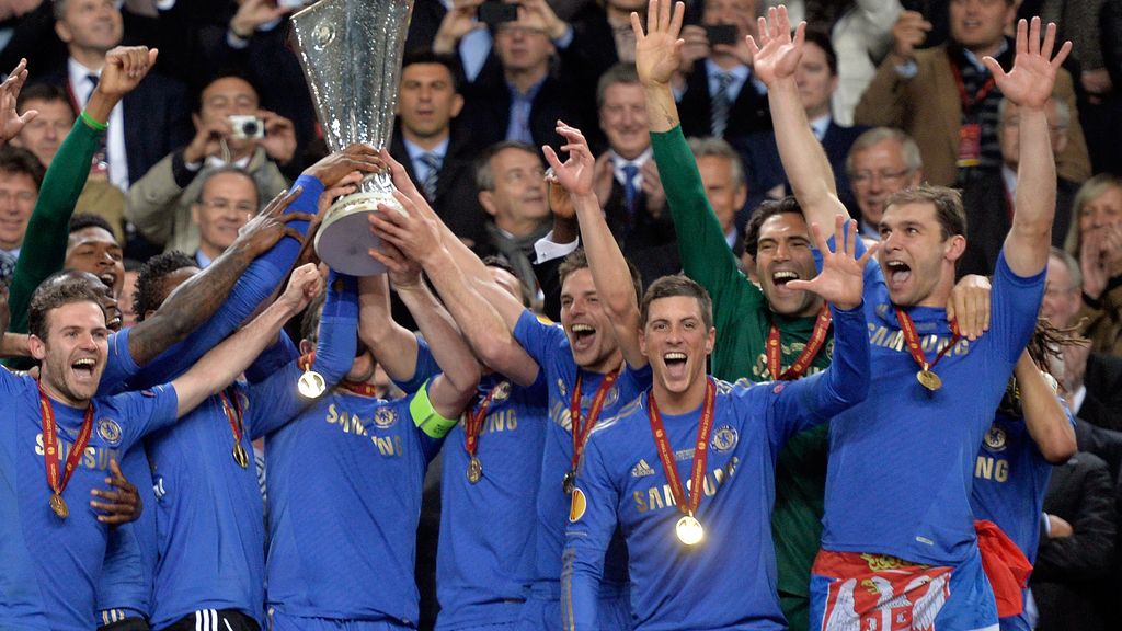 Así recogió el Chelsea el trofeo