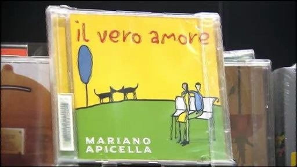 Sale a la venta el nuevo disco de Silvio Berlusconi