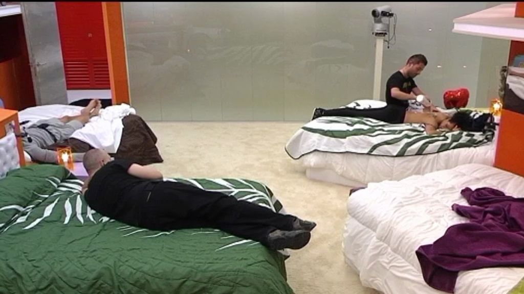 Los masajes, los reyes de la conquista en 'GH 12+1'