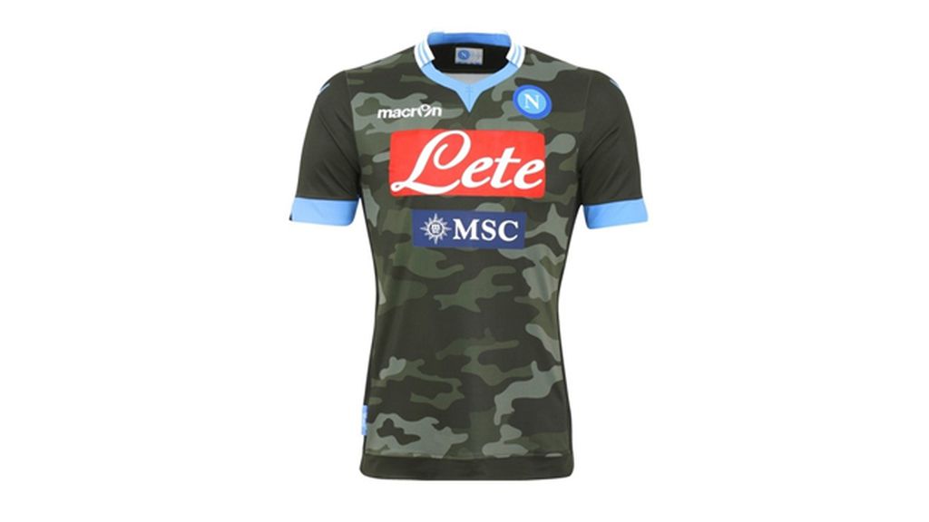 Las camisetas de fútbol más curiosas