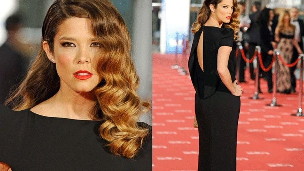 Juana Acosta, a lo Rita Hayworth con un Paco Rabanne