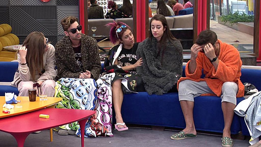 Bárbara abandona 'Gran Hermano' y la casa se viene abajo