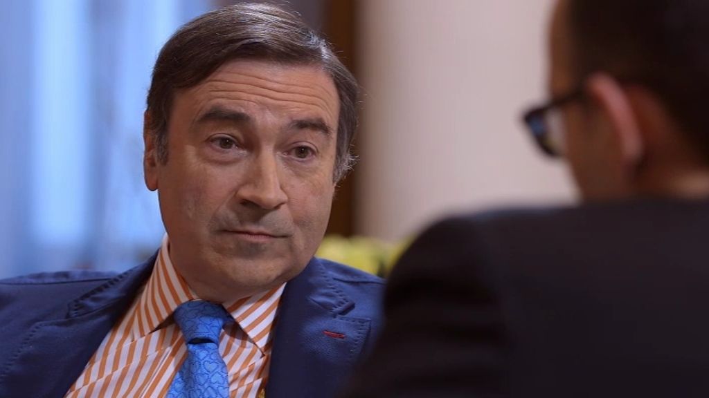 Pedro J. Ramírez, gesto a gesto sobre el chester