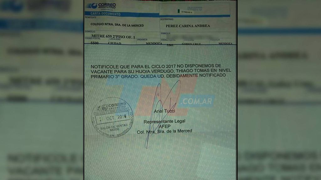 La carta que recibió la madre argentina donde especificaba que su hijo perdía la plaza escolar