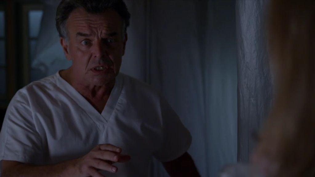 Ray Wise, estrella invitada en 'Complejo de Dios' (T08xC04)