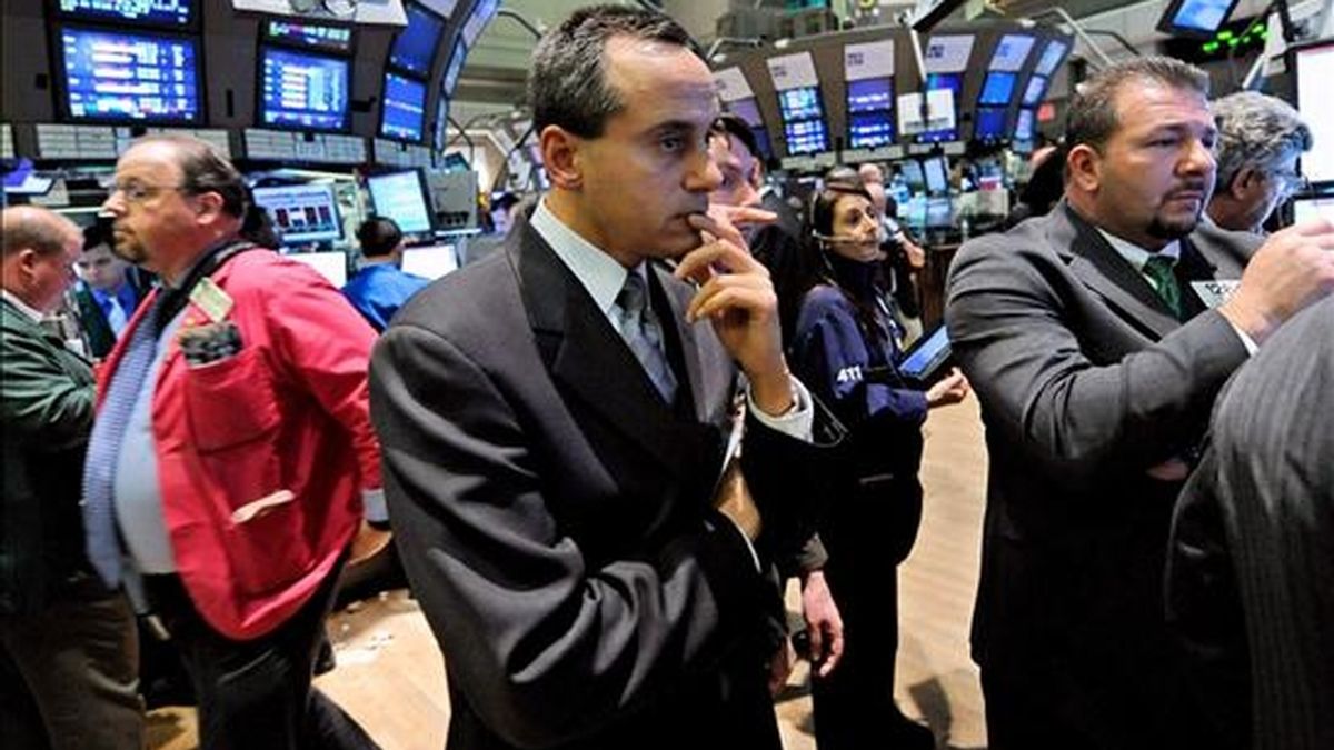 Según datos provisionales al cierre, ese índice bursátil perdió 82,99 puntos y quedó en 7.886,57 unidades, en tanto que el mercado Nasdaq subió un 0,12 por ciento y el selectivo S&P 500 bajó un 0,77 por ciento.  EFE/Archivo