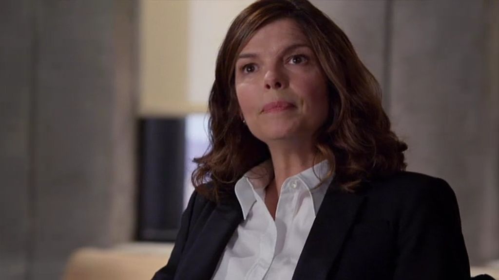 Tenemos lingüista nueva en la oficina