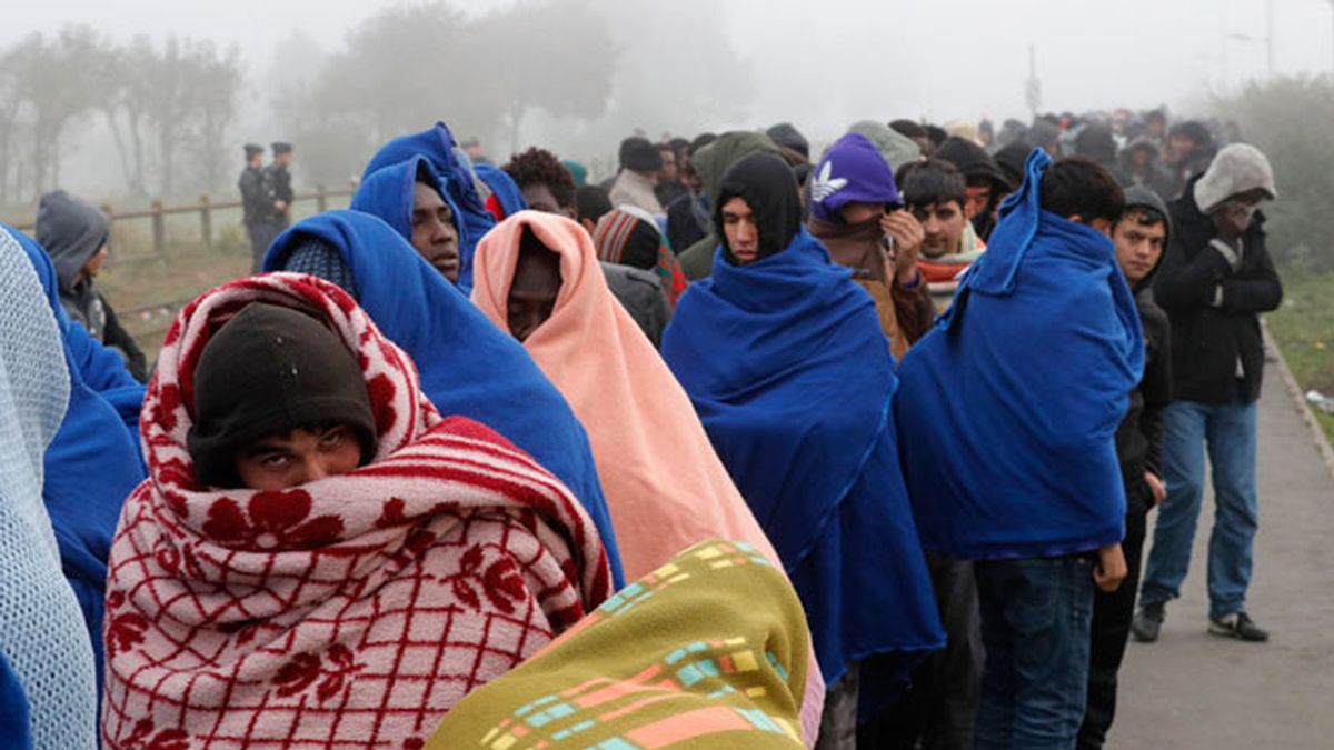 Niños refugiados, sin protección y obligados a hacer trabajos forzados en Francia