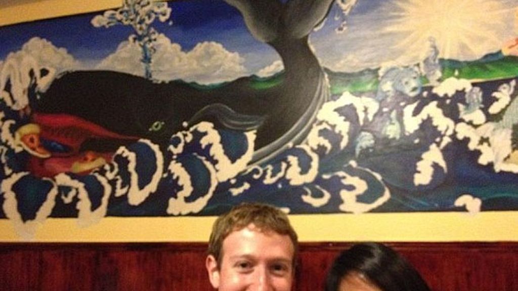Zuckerberg, cazado en su propio Facebook