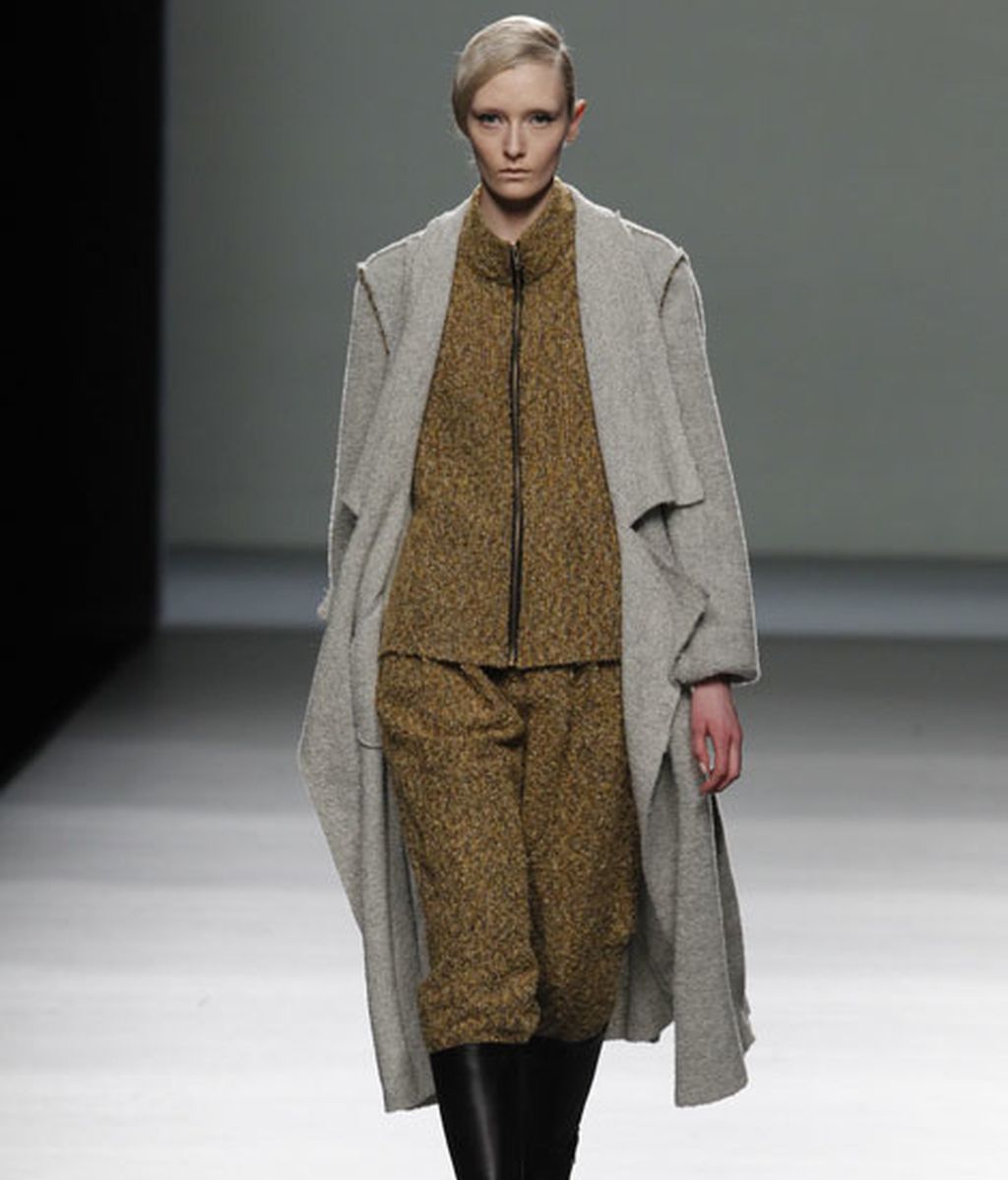 Grandes solapas, lanas, acento en patronajes y tallajes