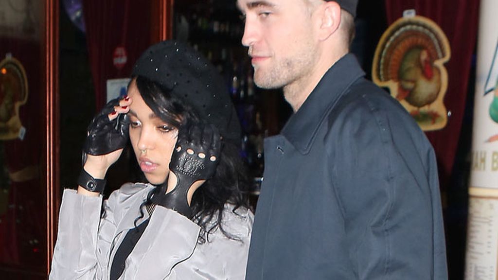 Robert Pattinson y FKA Twigs