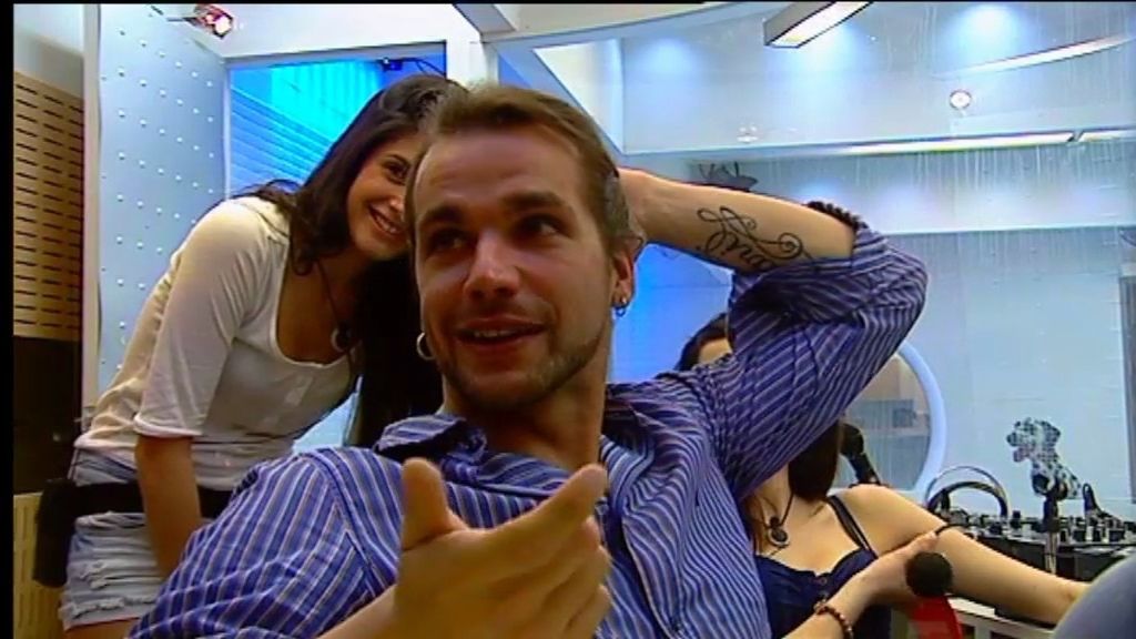 La concursante se decanta por el grupo de Pepe, Sindia y Marta La concursante se decanta por el grupo de Pepe, Sindia y Marta