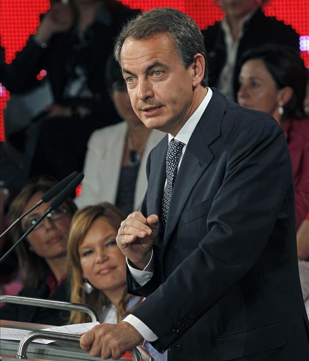 El líder del PSOE y presidente del Gobierno, José Luis Rodríguez Zapatero. EFE/Archivo El líder del PSOE y presidente del Gobierno, José Luis Rodríguez Zapatero. EFE/Archivo