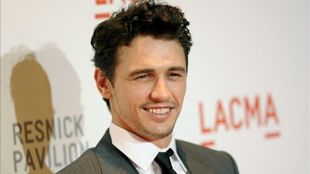 La más docta en la red social parece ser la madre del presentador de la ceremonia y nominado como mejor actor, James Franco, que ya ha publicado más de 100 mensajes y cuenta con más de un millar de seguidores. EFE/Archivo