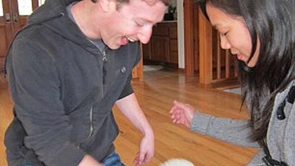 Zuckerberg, cazado en su propio Facebook