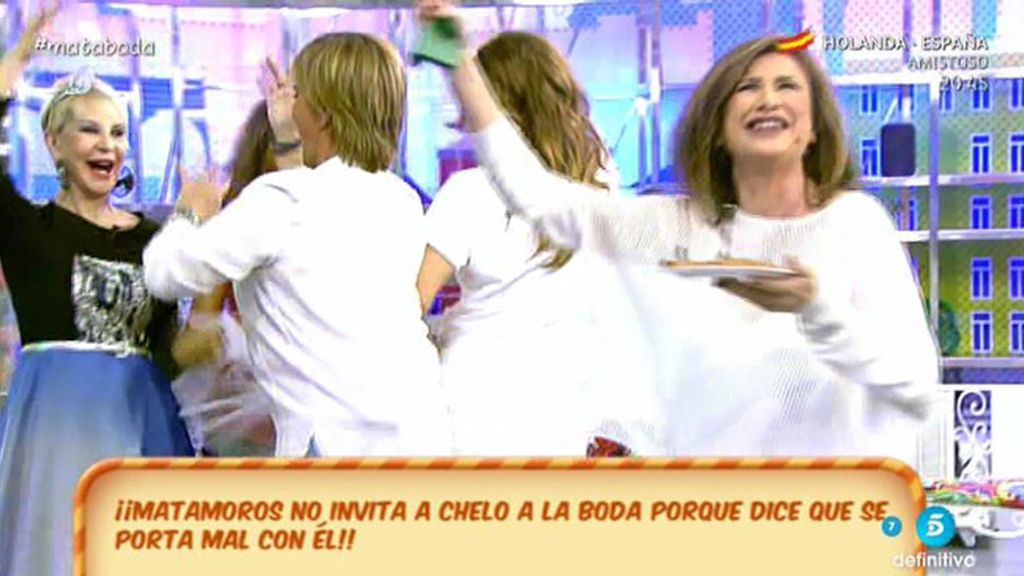 Todas descalzas echan a correr tras conocer que Paz no está invitada
