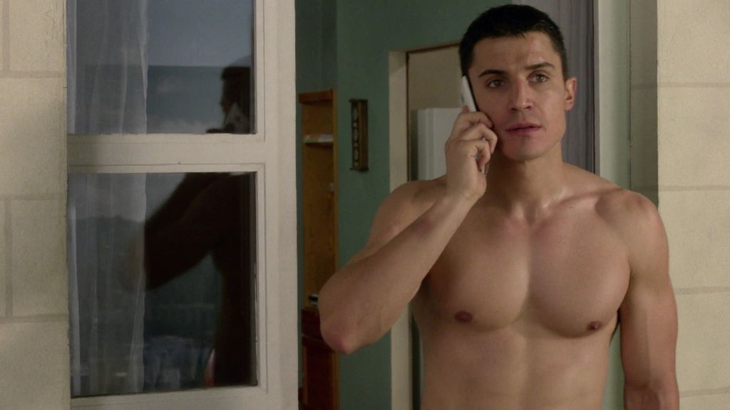 Ambos preparan su huida lejos de Khaled