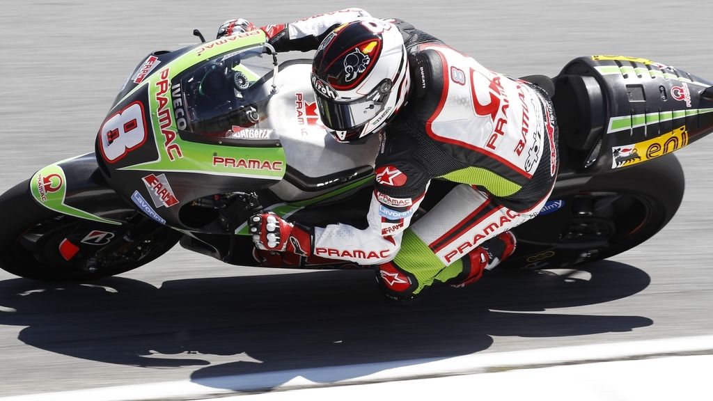 Héctor Barberá con la Ducati de Pramac en el segundo día de test