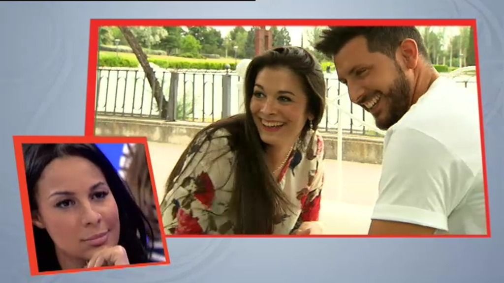 Manu y Ruth se besan