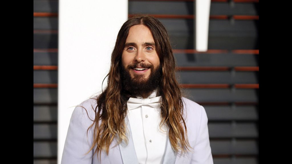 El actor Jared Leto optó por los tonos claros