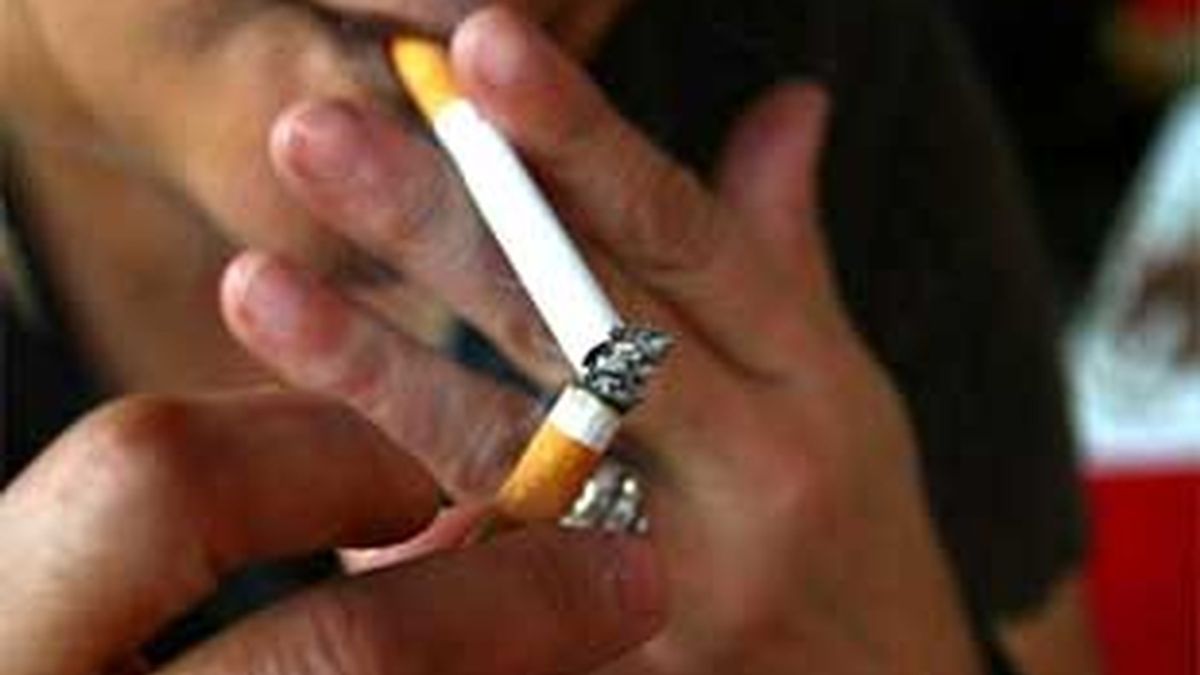 Los investigadores estudiaron a 754 personas que habían fumado menos de cien cigarrillos en toda su vida. FOTO: EFE / Archivo