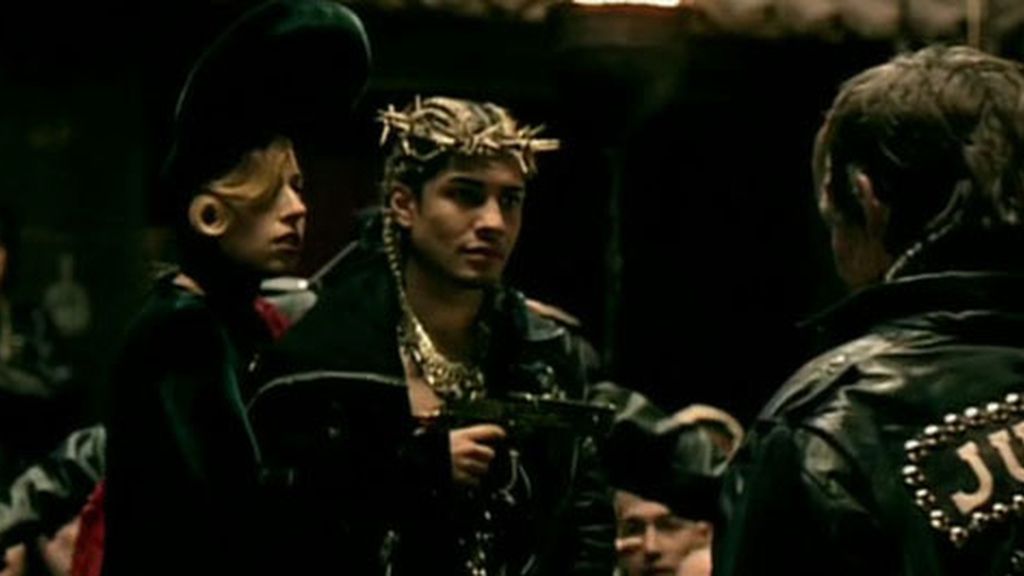 Lady Gaga la lía con su último videoclip