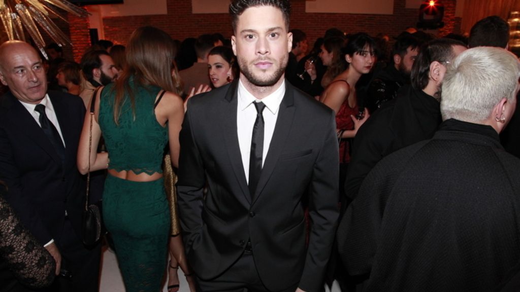 José Lamuño estrenó corte de pelo